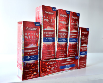 Colgate Optic White Platinum High Impact White Toothpaste