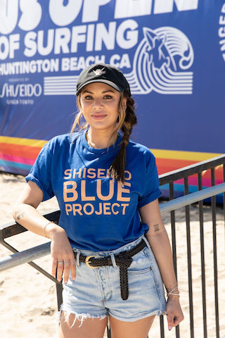 Jannell Parrish joins Shiseido Blue for a beach cleanup at Huntington Beach.