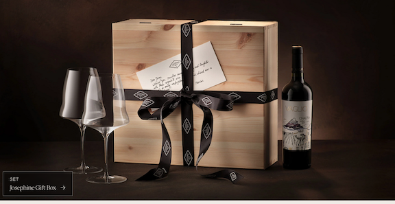 LA ELEMENTS 2025 HOLIDAY GIFT GUIDE